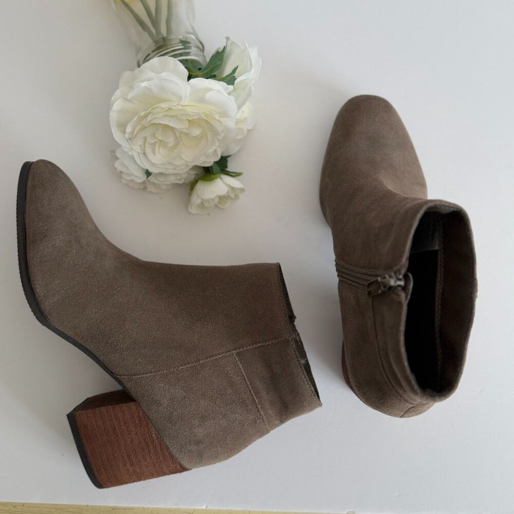 Suede Booties Taupe Block Heel Size 9  Waterproof Ankle Boots Aqua College